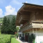 Nill Apartment